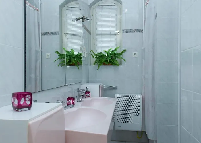 Case de vacanță Thuja By Interhome