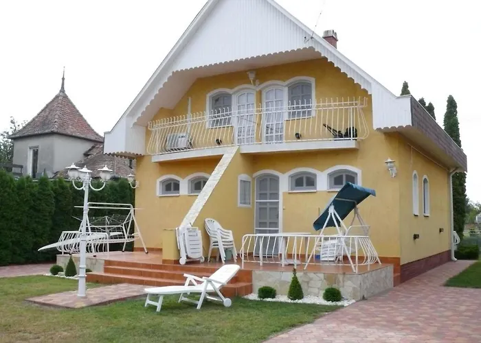Thuja By Interhome Case de vacanță Balatonmáriafürdő