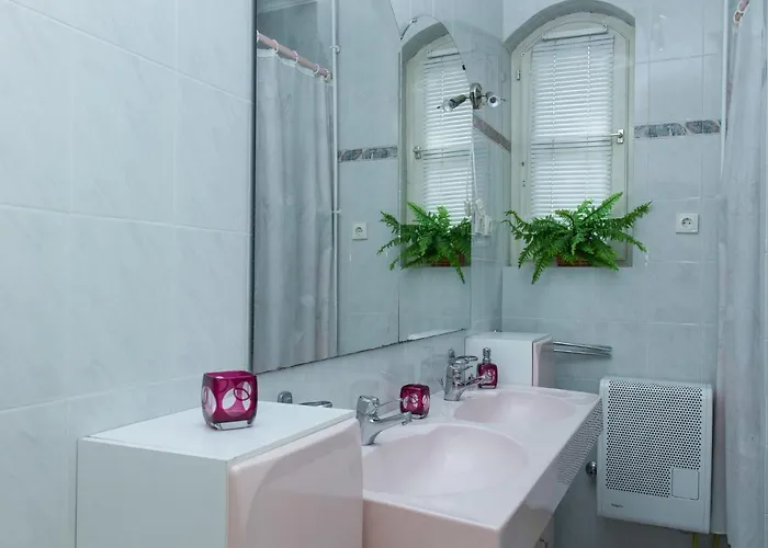 Case de vacanță Thuja By Interhome